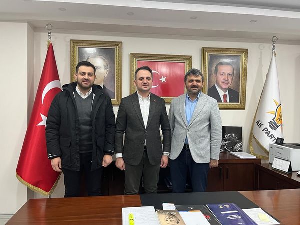 T.C. Gençlik ve Spor Bakan Yardımcımız Sn. Enes Eminoğlu‘nu ilçe başkanlığımızda ağırladık.