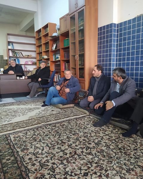 Yayalar mahalle sakinlerimizden merhume Gülerbatın Ak’ın taziyesine katıldık